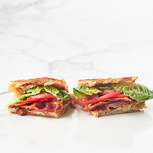 Chi­ck­en BLT Toa­stie